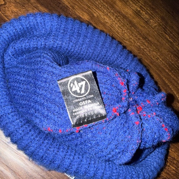 47 Brand New York Rangers Blue and Red Knit Beanie - Picture 3 of 3